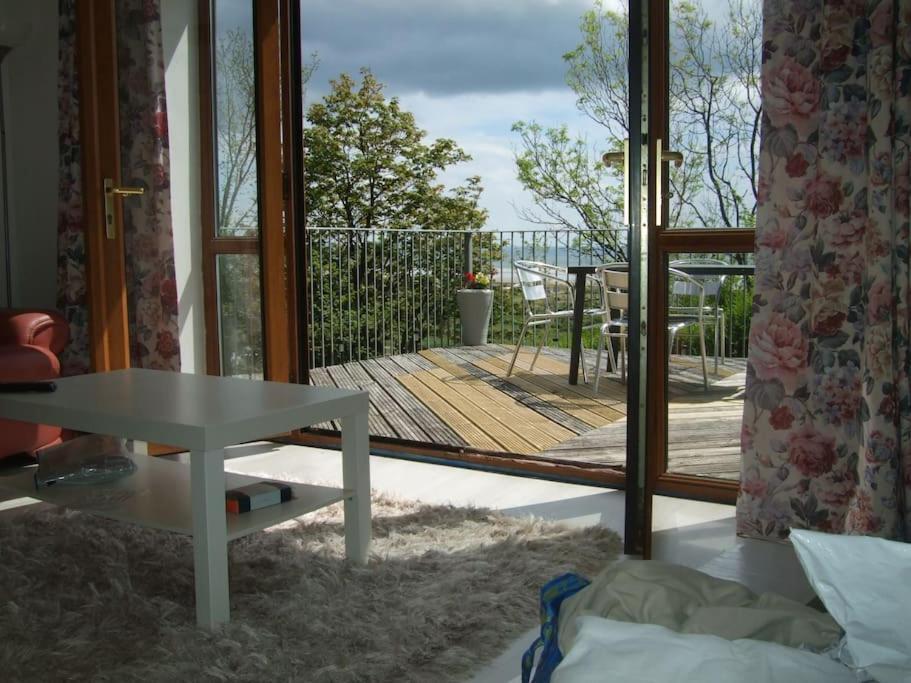 פנדינה Cottage , Seaside Views, Quiet Beach, Awesome View מראה חיצוני תמונה